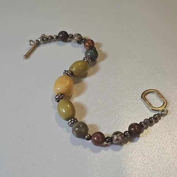 Elegant Multicolor Genuine Multigemstone Beaded Bracelet. - Picture 4 of 7